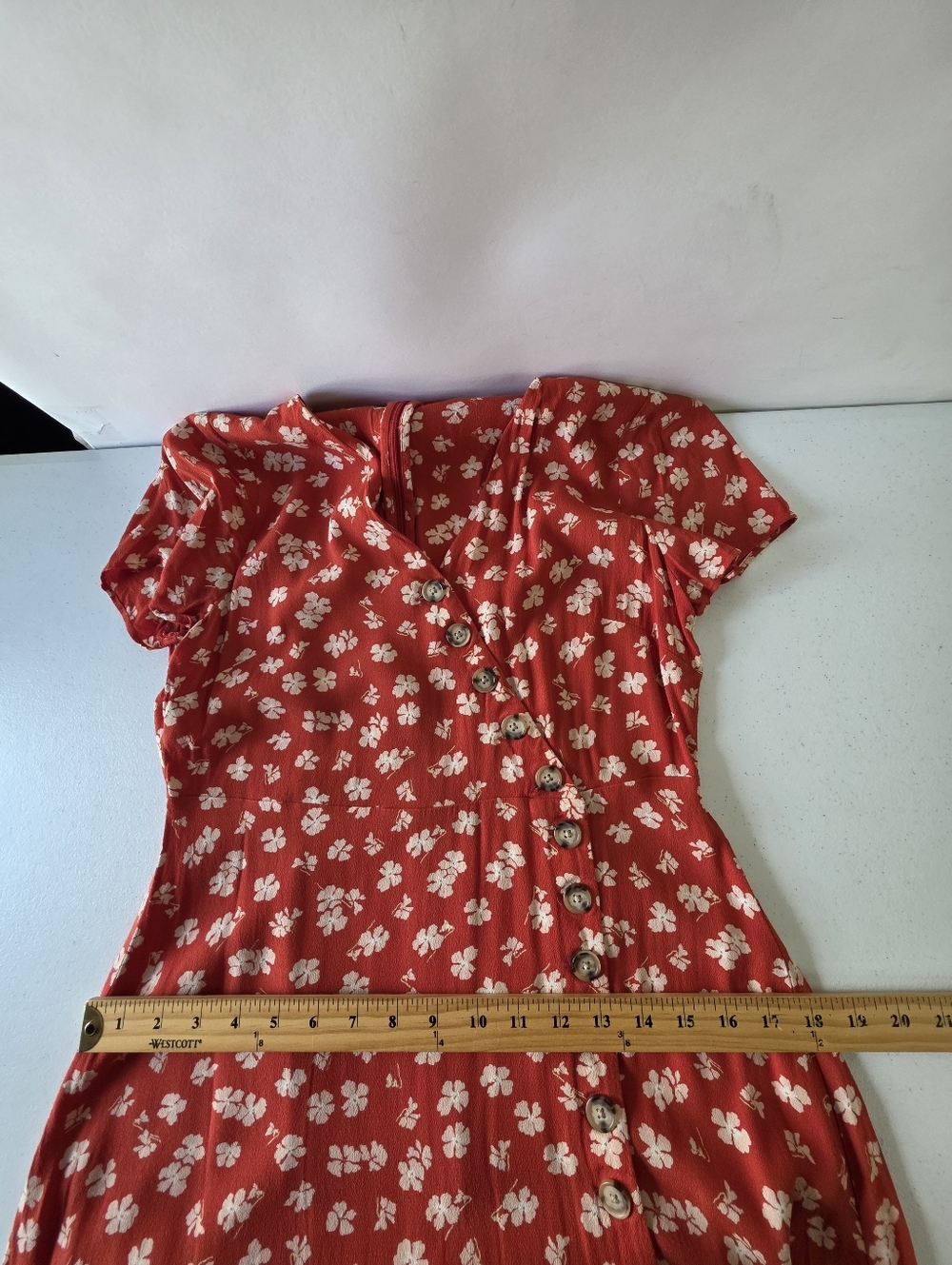 Madewell Hibiscus Print Button Wrap Midi Dress Size 6 Floral Viscose Summer - Picture 8 of 13